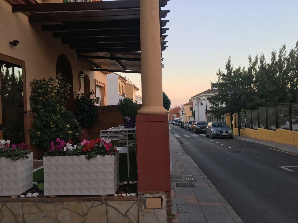 With Private Patio Lägenhet Fuengirola